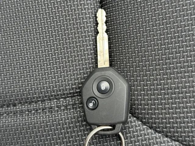インプレッサ(スバル)1.6I-Lアイサイト中古車 22