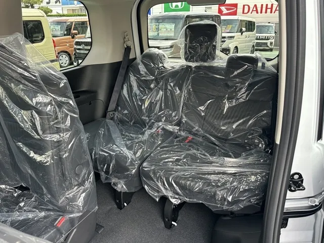 セレナ(ニッサン)eパワー オーテック アラウンドビューモニター 12.3ナビ登録済未使用車 5