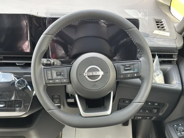 セレナ(ニッサン)eパワー オーテック アラウンドビューモニター 12.3ナビ登録済未使用車 7