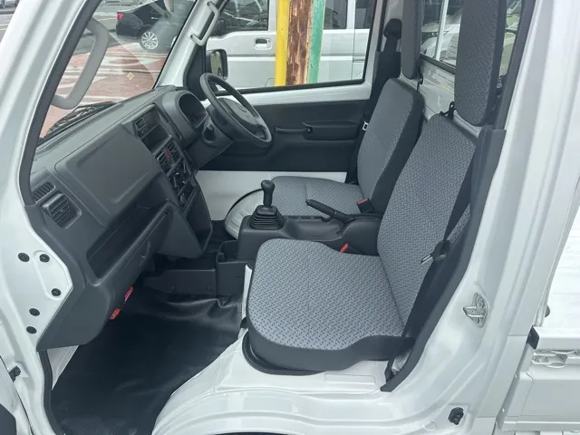 キャリートラック(スズキ)スクラムトラック KC 2WD 5MT届出済未使用車 3