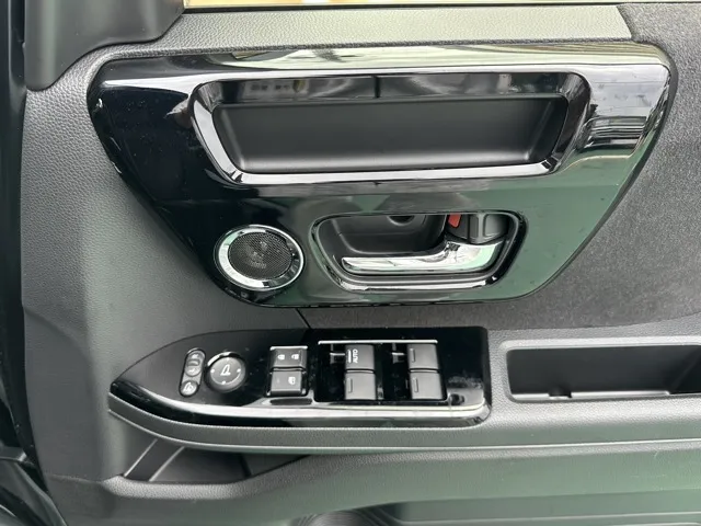 N-BOX(ホンダ)Ｌターボ中古車 12