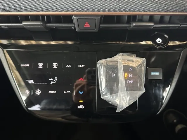 サクラ(ニッサン)X届出済未使用車 14