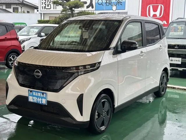 サクラ(ニッサン)X届出済未使用車 1