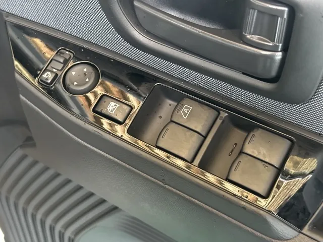 サクラ(ニッサン)X届出済未使用車 12