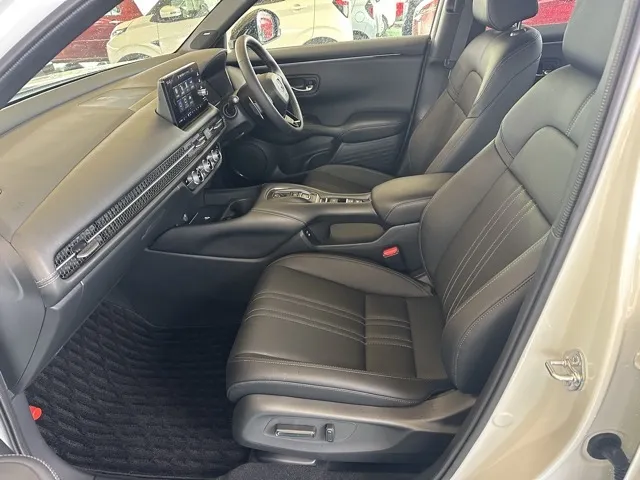 ZR-V (ホンダ)e：HEV Z ブラックスタイル中古車 3