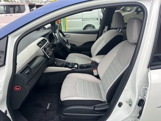 リーフ(ニッサン)Ｘ中古車 3