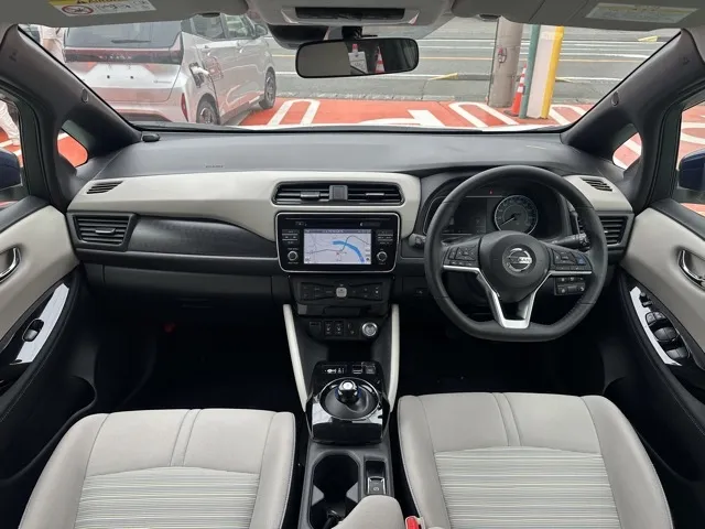 リーフ(ニッサン)Ｘ中古車 5