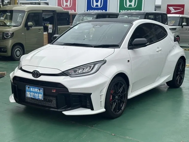 GRヤリス(トヨタ)RZ ハイパフォーマンス 4WD AT中古車 1