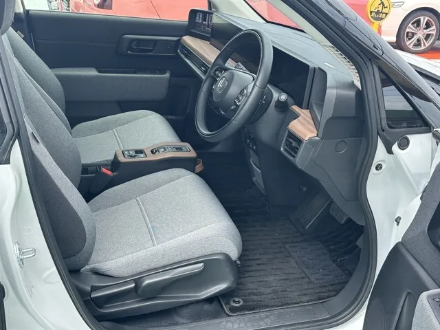 HONDAe(ホンダ)アドバンス中古車 13