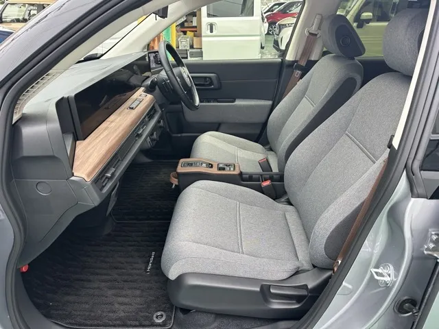 HONDAe(ホンダ)アドバンス中古車 3