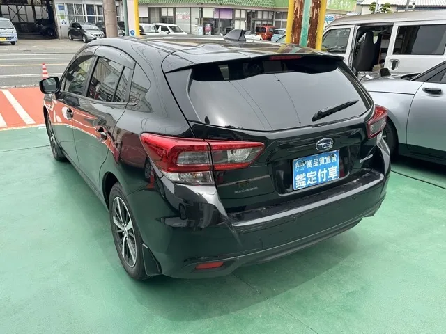 インプレッサ(スバル)1.6I-Lアイサイト中古車 2