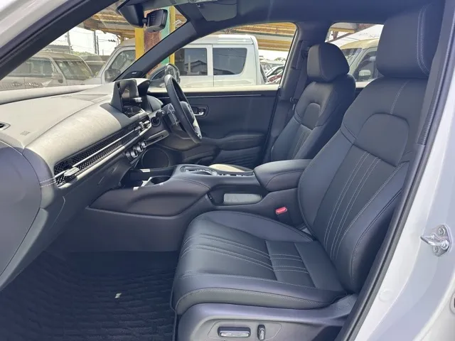 ZR-V (ホンダ)e：HEV Z ブラックスタイル登録済未使用車 3