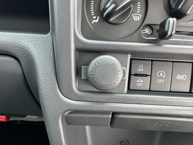 キャリートラック(スズキ)スーパーキャリイX 4WD AT届出済未使用車 11