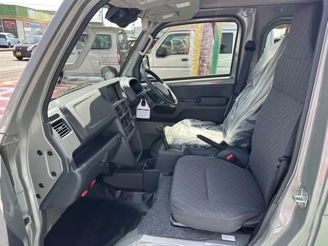 キャリートラック(スズキ)スーパーキャリイX 4WD AT届出済未使用車 3
