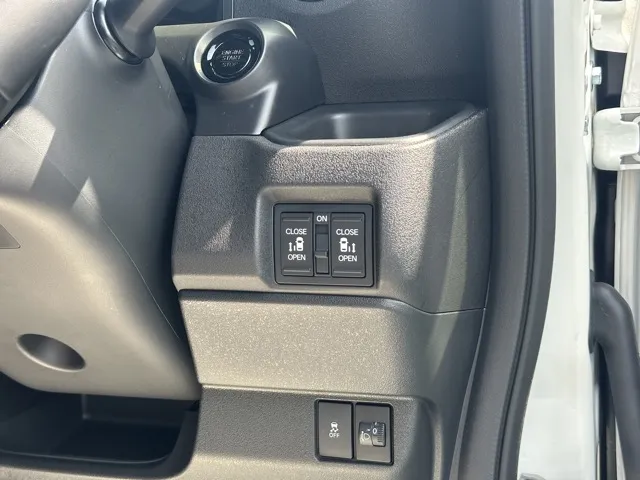 N-BOX(ホンダ)N-BOXカスタムターボ コーディネートスタイル届出済未使用車 17