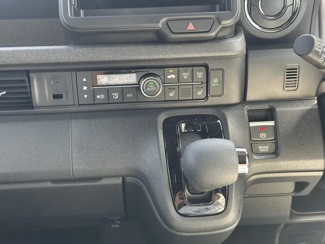 N-BOX(ホンダ)N-BOXカスタムターボ コーディネートスタイル届出済未使用車 21