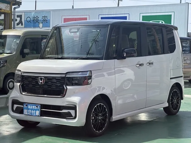 N-BOX(ホンダ)N-BOXカスタムターボ コーディネートスタイル届出済未使用車 1