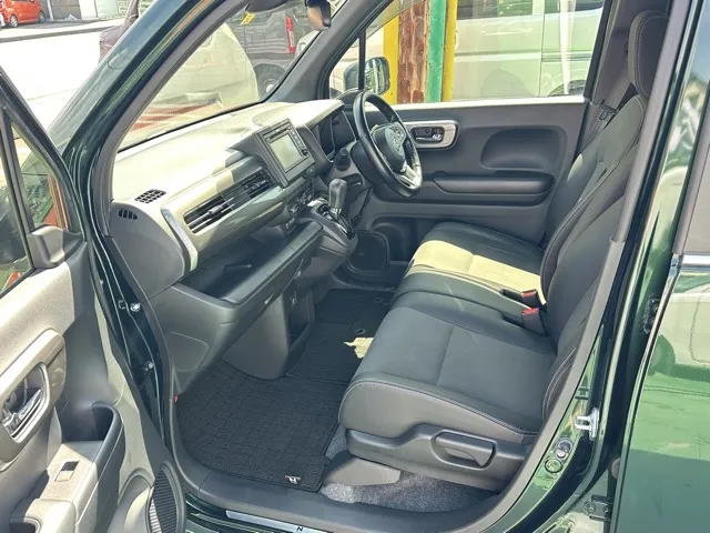 N-WGN(ホンダ)L スタイル+ビター LED中古車 3