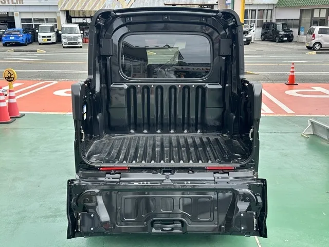 アトレー(ダイハツ)デッキバン AT 4WD届出済未使用車 9