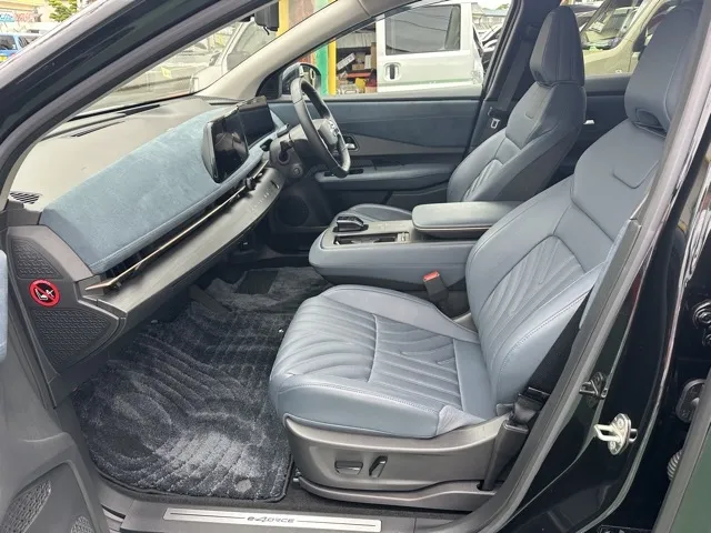 アリア(ニッサン)B9 e-4ORCE リミテッド中古車 3