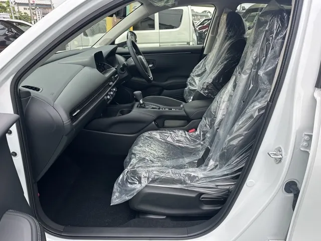 ZR-V(ホンダ)X BSI 後退出庫サポートレス登録済未使用車 3