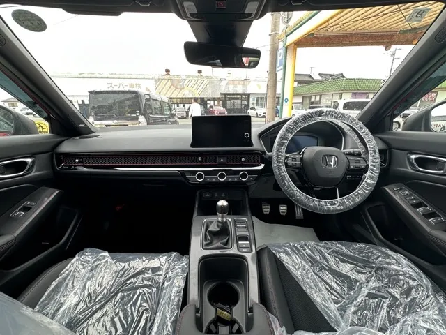 シビック(ホンダ)RS 6MT登録済未使用車 5