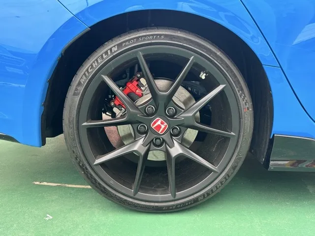 シビック(ホンダ)タイプR登録済未使用車 12