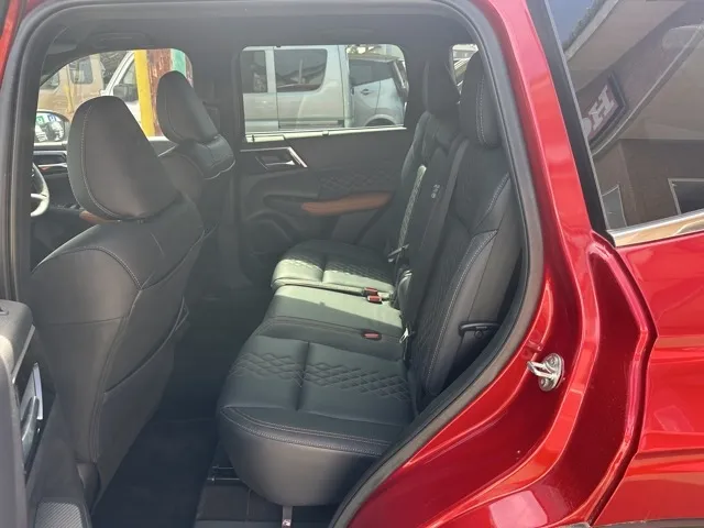 アウトランダー(三菱)P中古車 4