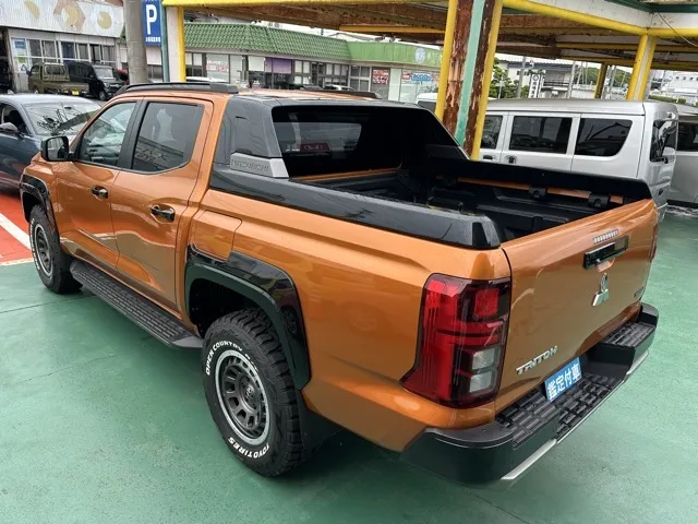 トライトン(三菱)GSR中古車 2