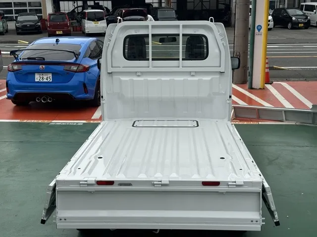 クリッパートラック(ニッサン)DX MT届出済未使用車 9