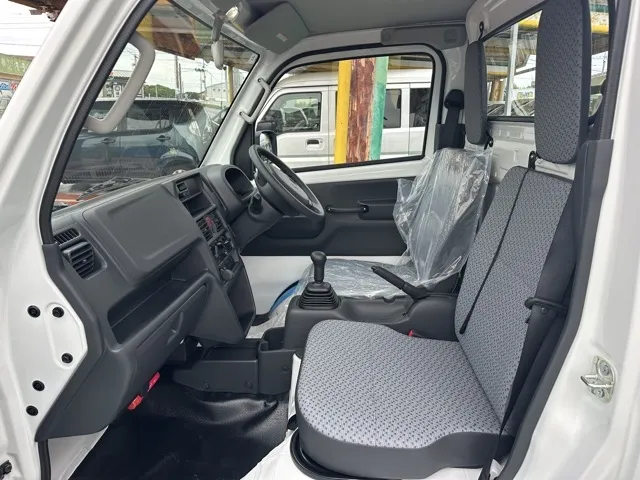 キャリートラック(スズキ)クリッパートラックDX MT届出済未使用車 3