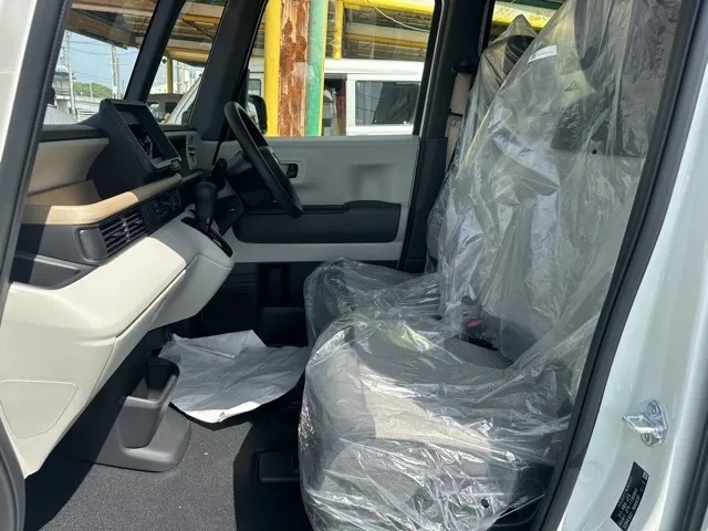 N-BOX(ホンダ)N-BOX届出済未使用車 3