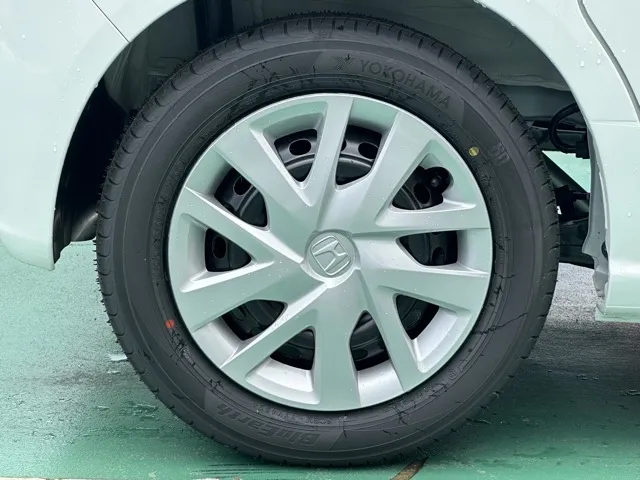 N-BOX(ホンダ)N-BOX コンフォートＰ届出済未使用車 13