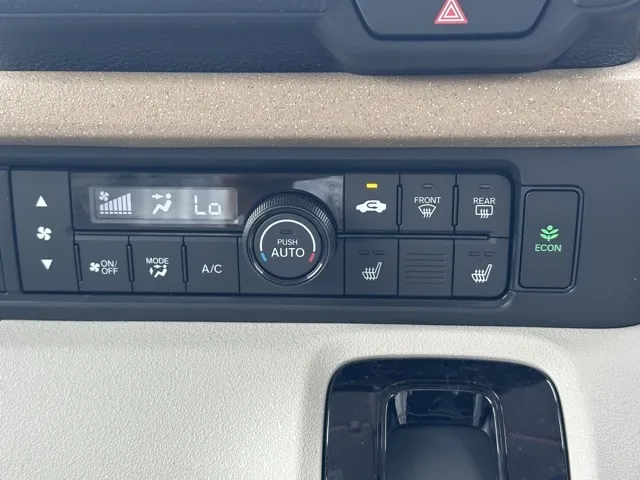 N-BOX(ホンダ)N-BOX コンフォートＰ届出済未使用車 18