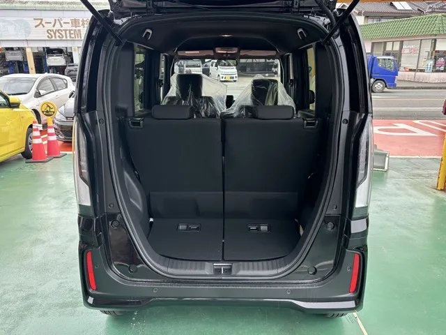 N-BOX(ホンダ)N-BOXカスタム届出済未使用車 9