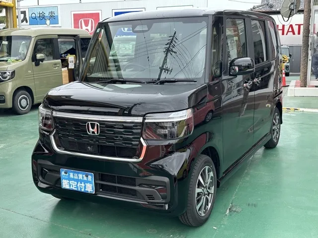 N-BOX(ホンダ)N-BOXカスタム届出済未使用車 1