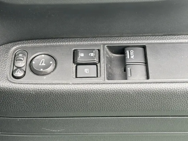 N-VAN(ホンダ)Lタイプ AT中古車 13