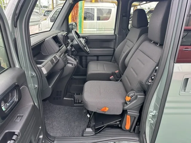 N-VAN(ホンダ)FUN 届出済未使用車 3