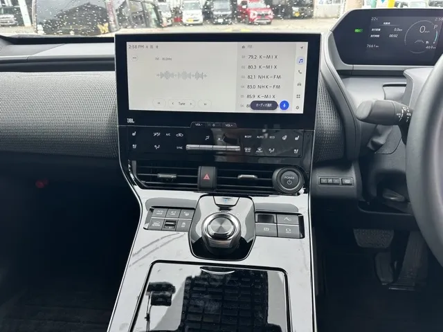 bZ4X(トヨタ)Z 4WD中古車 16