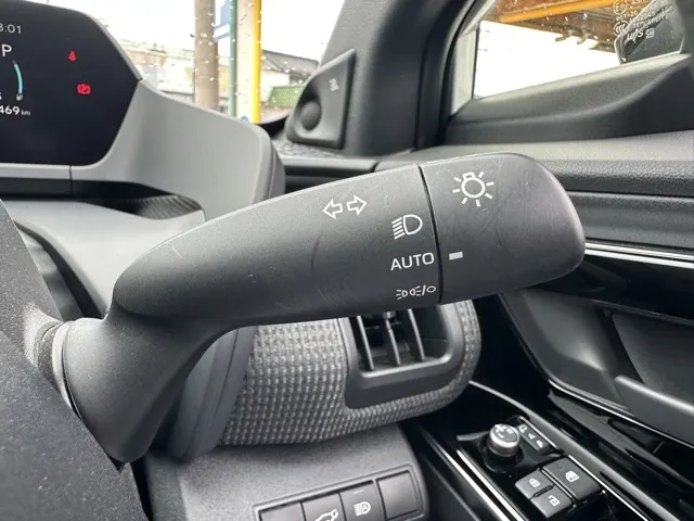 bZ4X(トヨタ)Z 4WD中古車 25