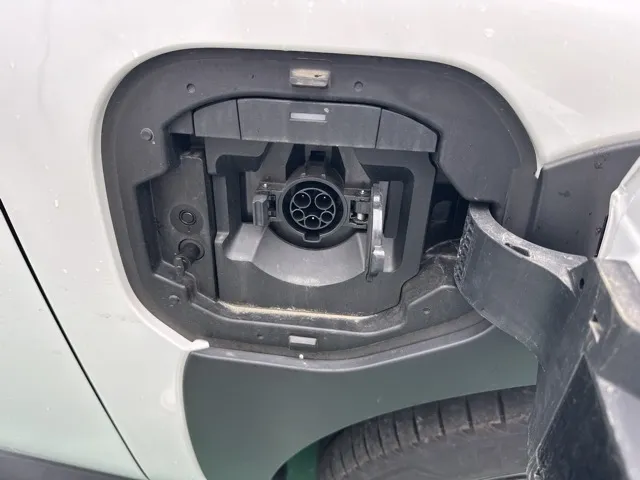 bZ4X(トヨタ)Z 4WD中古車 28
