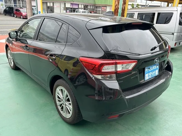 インプレッサ(スバル)1.6I-Lアイサイト中古車 2