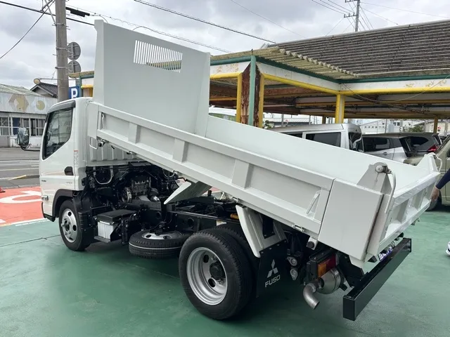 キャンター(三菱)全低床キョウカダンプ ２ｔ中古車 2