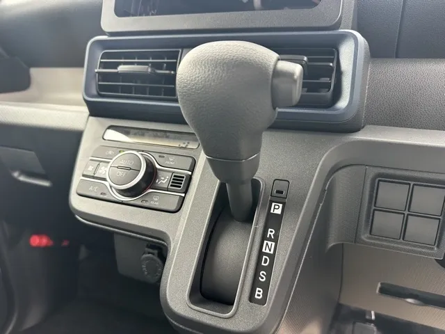 タント(ダイハツ)L届出済未使用車 17