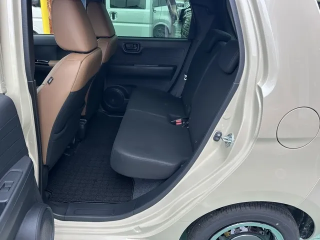 N-ONE(ホンダ)オリジナル スタイルプラスアーバン中古車 4