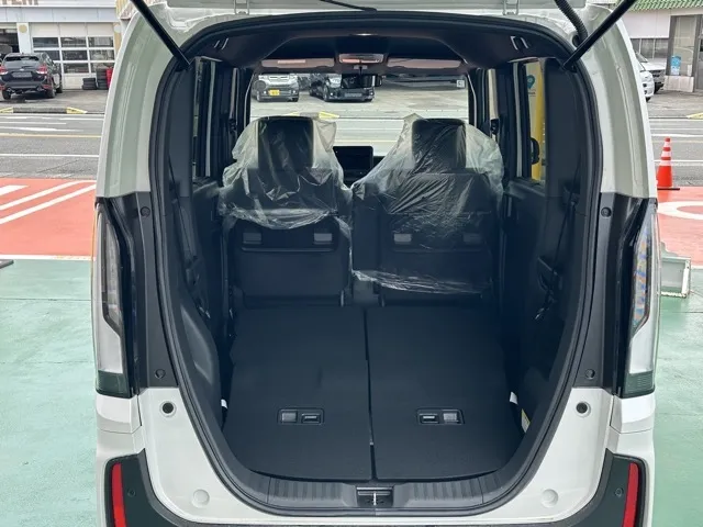 N-BOX(ホンダ)N-BOXカスタム 両側PSD届出済未使用車 9