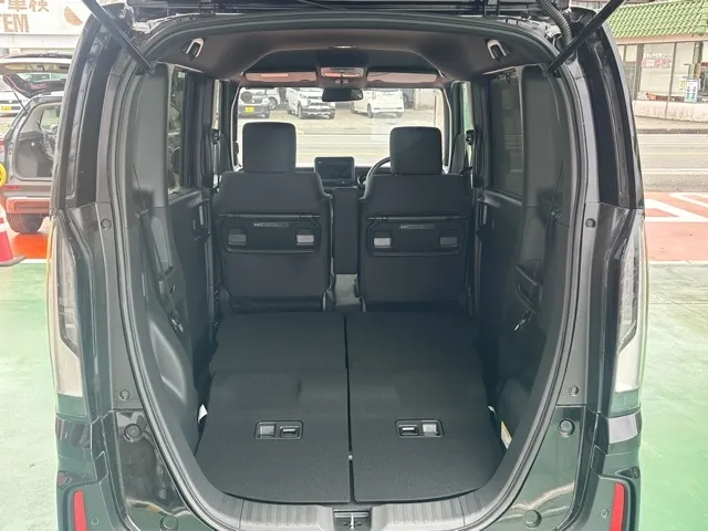 N-BOX(ホンダ)N-BOXカスタム 両側PSD届出済未使用車 11