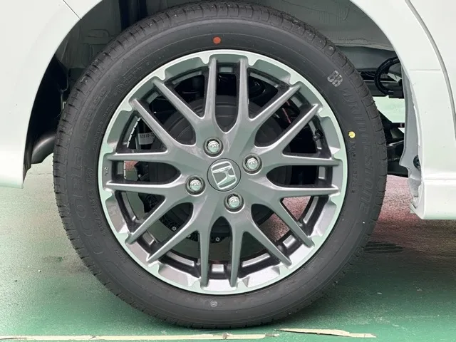N-BOX(ホンダ)N-BOXカスタムターボ届出済未使用車 13