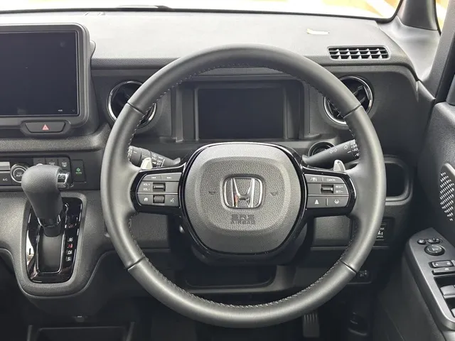 N-BOX(ホンダ)N-BOXカスタムターボ届出済未使用車 6