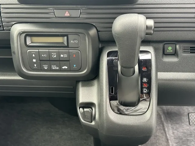 N-VAN(ホンダ)Lタイプ AT ４WD中古車 19